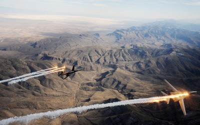 B-1B Lancer: Oanh tạc cơ sở hữu 50 kỷ lục thế giới