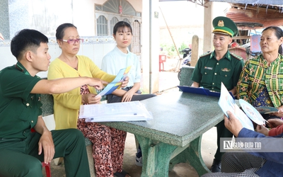 Những “cột mốc sống” nơi biên cương