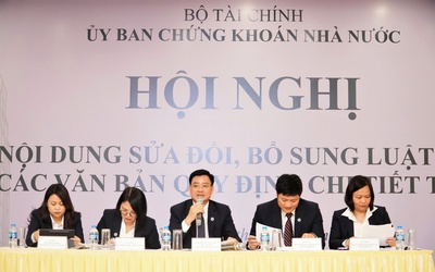 UBCKNN đẩy mạnh phổ biến Luật Chứng khoán (sửa đổi)