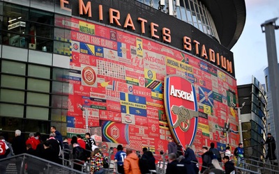 Arsenal cần lắng nghe cổ động viên