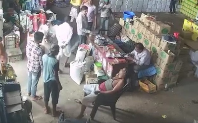 Nam công nhân bất ngờ lên cơn đau tim, tử vong tại nơi làm việc