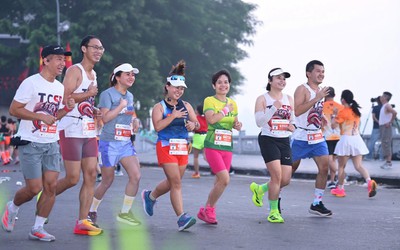 Gần 3.000 người tham gia Giải chạy “Hành trình tiếp sức” hỗ trợ bệnh nhân ung thư