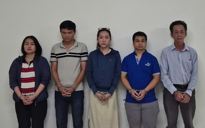 Vụ cô gái tử vong ở bệnh viện thẩm mỹ: Bắt tạm giam 5 đối tượng trong ê-kíp phẫu thuật