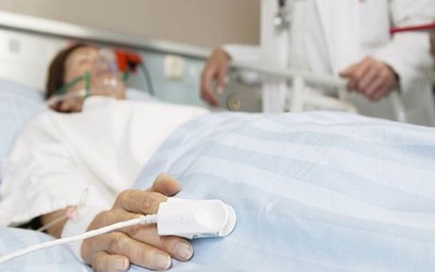 Cô gái 20 tuổi hoại tử ngón chân vì thường xuyên uống thứ nước "vạn người mê"