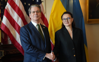 Thủ tướng Ukraine đến Washington thúc đẩy áp lực trừng phạt Nga, nhận được lời đảm bảo từ Mỹ
