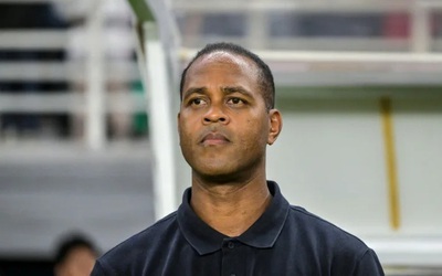 HLV Patrick Kluivert chấm dứt hợp đồng sớm với Indonesia