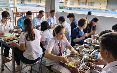 Bản tin 17/10: Sẽ dành khoảng 6.000 tỷ đồng để chăm lo Tết cho người lao động