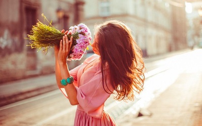 Vì rực rỡ đâu cần lý do