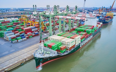 Giá cước tăng, Cảng xanh VIP báo lãi thêm trăm tỷ đồng