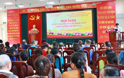 Hà Nội: Người dân xã Đại Thanh hào hứng tìm hiểu Luật Đất đai