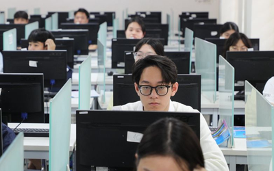 Bản tin 24/10: Thông tin mới vụ người đàn ông tấn công nhiều người bị thương ở Bệnh viện Sản nhi Nghệ An