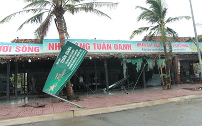 Chật vật khắc phục hậu quả, du lịch biển Hà Tĩnh vẫn chưa thể “hồi sinh”