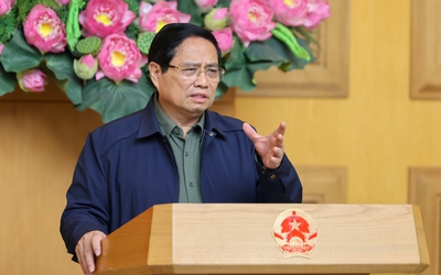 Thủ tướng họp khẩn về ứng phó, khắc phục hậu quả mưa lũ tại miền Trung