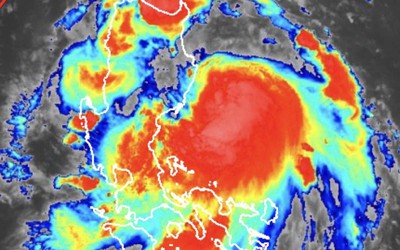 Bão số 11 Matmo tăng cấp "chóng mặt", khả năng thành cuồng phong khi đi vào nơi này