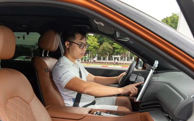 VinFast VF 9 qua chia sẻ của khách Việt: Khỏe như xe động cơ V8, “nuôi” dễ ngang xe hạng A