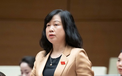 Đề nghị xem xét hành hung nhân viên y tế là hành vi chống người thi hành công vụ