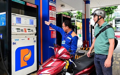 Hỗ trợ 3 triệu đồng cho lắp điện mặt trời, giá xăng giảm, Trung Quốc siết xuất khẩu đất hiếm
