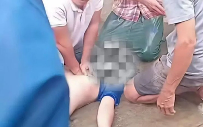 Đi ra chợ, 2 người bị điện giật thương vong