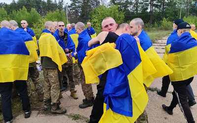 Ukraine nối lại đàm phán trao đổi tù nhân với Nga