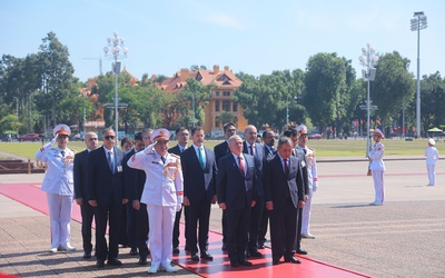 Quốc vương Jordan vào Lăng viếng Chủ tịch Hồ Chí Minh