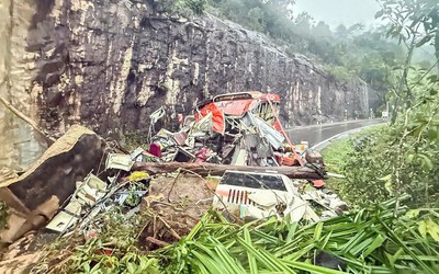 Thủ tướng yêu cầu cứu chữa miễn phí cho người bị thương vụ sạt lở đèo Khánh Lê