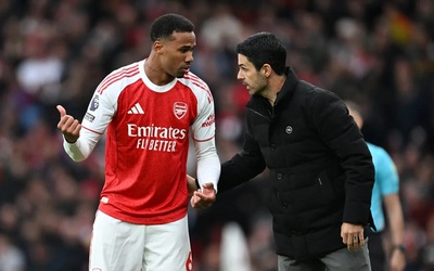 Ba kịch bản cho Arsenal