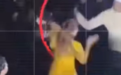 Ẩu đả trong đám cưới: Vũ công bị gia đình chú rể đánh trên sân khấu