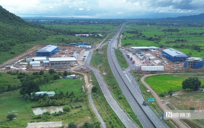 Trạm dừng nghỉ cao tốc Vĩnh Hảo - Phan Thiết: Hệ thống quản lý giao thông đạt 97% nhưng mặt bằng vẫn “tắc”