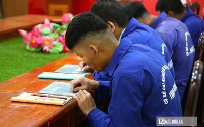 Lớp học đặc biệt thắp lên hy vọng làm lại cuộc đời cho những người lầm lỡ