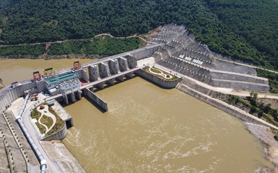 Vận hành hồ chứa trước câu hỏi: Có nên hạ mực nước hồ để đón lũ?