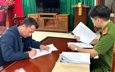 Nguyên cán bộ địa chính xã bị khởi tố, bắt tạm giam vì nhận hối lộ