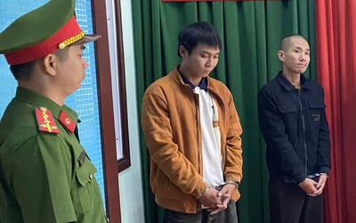 Bắt 2 đối tượng trộm cây mai vàng cảnh