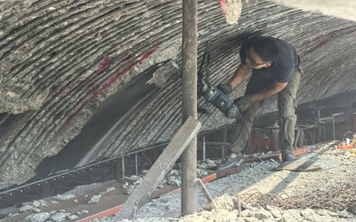 Rào chắn, sửa chữa chân cầu Vĩnh Tuy sau vụ cháy bãi giữ xe