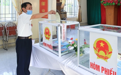 Hà Nội ứng dụng VNeID lập, in thẻ cử tri bầu cử Quốc hội và HĐND nhiệm kỳ 2026-2031