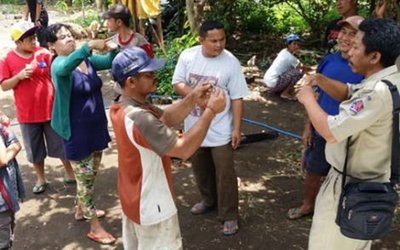 Bí ẩn ngôi làng kỳ quặc nhất hành tinh "nói chuyện bằng tay"