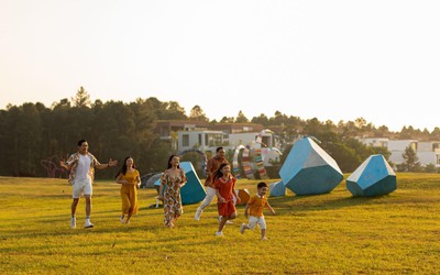 Khi nghệ thuật trở thành một phần của kỳ nghỉ - Trải nghiệm tinh tế tại Flamingo Đại Lải Resort