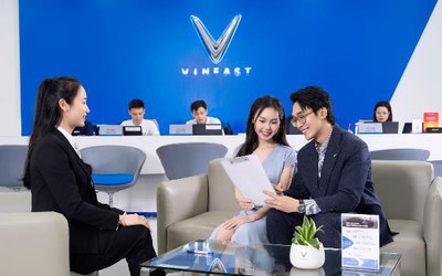 Chủ xe điện nói về dịch vụ hậu mãi của VinFast: “Mua xe chỉ là khởi đầu, còn lại VinFast lo”