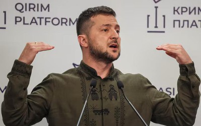 Tổng thống Ukraine nhất trí về nguyên tắc căn bản của kế hoạch tái thiết với các quan chức Mỹ