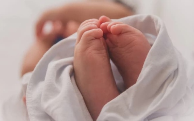 Trẻ sơ sinh tử vong do một hành động sai lầm của bố mẹ