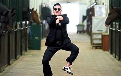 "Ông hoàng điệu nhảy ngựa" bị cảnh sát đột kích khám xét công ty