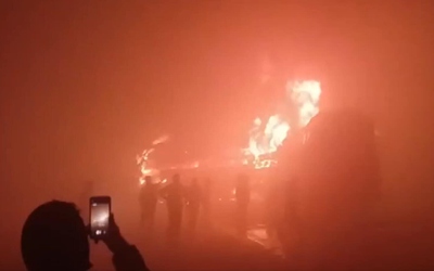 Xe buýt bốc cháy sau va chạm, 4 người tử vong thương tâm