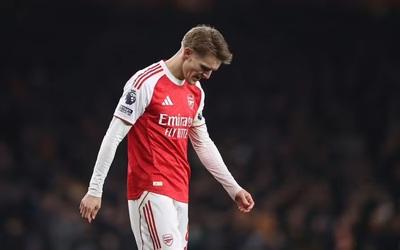 Biến lớn: Băng đội trưởng Arsenal sắp đổi chủ?