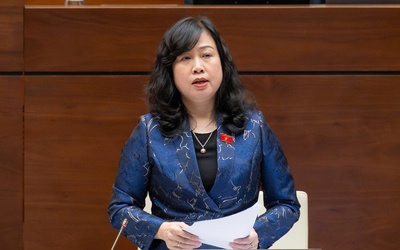 Bộ trưởng Y tế làm rõ chế độ tiền lương, phụ cấp cho nhân viên ngành y