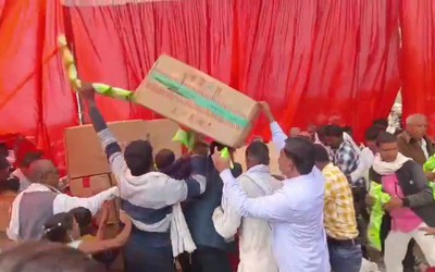 Khách mời ẩu đả, lao vào giẫm đạp trong đám cưới để giành khoai tây