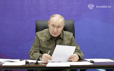 Nga tuyên bố đã kiểm soát Pokrovsk, Vovchansk