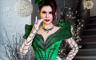 Hoa hậu Diễm Giang rạng rỡ đón giáng sinh, lan tỏa năng lượng tích cực cuối năm