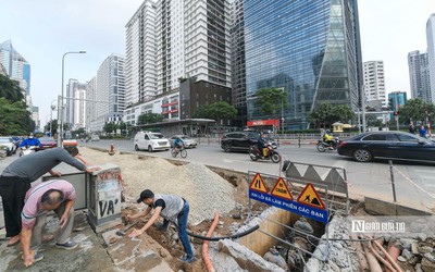 Hà Nội xén vỉa hè, mở rộng đường Lê Văn Lương