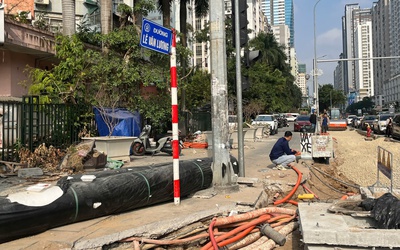 Hà Nội xén hè, chặt cây giải “điểm đen” ùn tắc giao thông