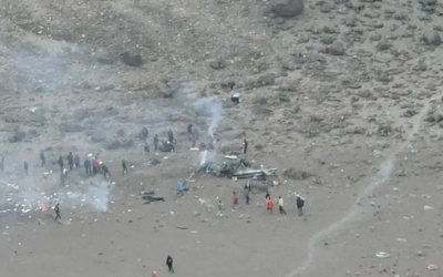 Rơi trực thăng cứu hộ trên núi, 5 người tử vong