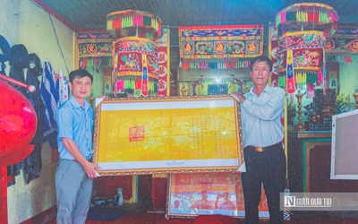 Tháo gỡ điểm nghẽn, số hóa để bảo tồn, phát huy di sản Hán Nôm